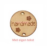 Leren labels rond 2,5 cm met eigen tekst, type A_