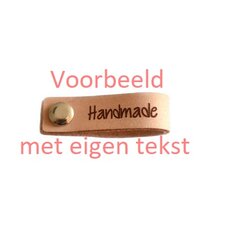 Leren labels met schroef 6 x 1,5 cm met eigen tekst, type B